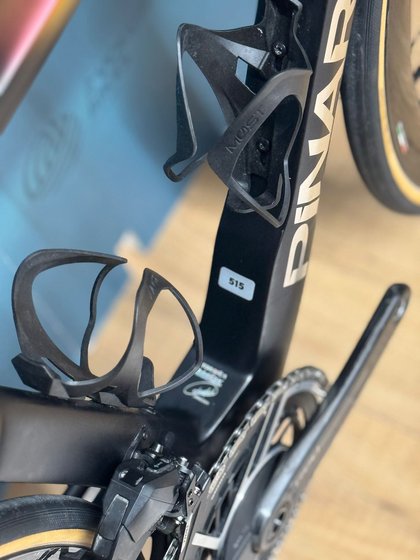 Pinarello Dogma F Czerwony E1 AXS 12v Rozmiar 51,5 - Używany