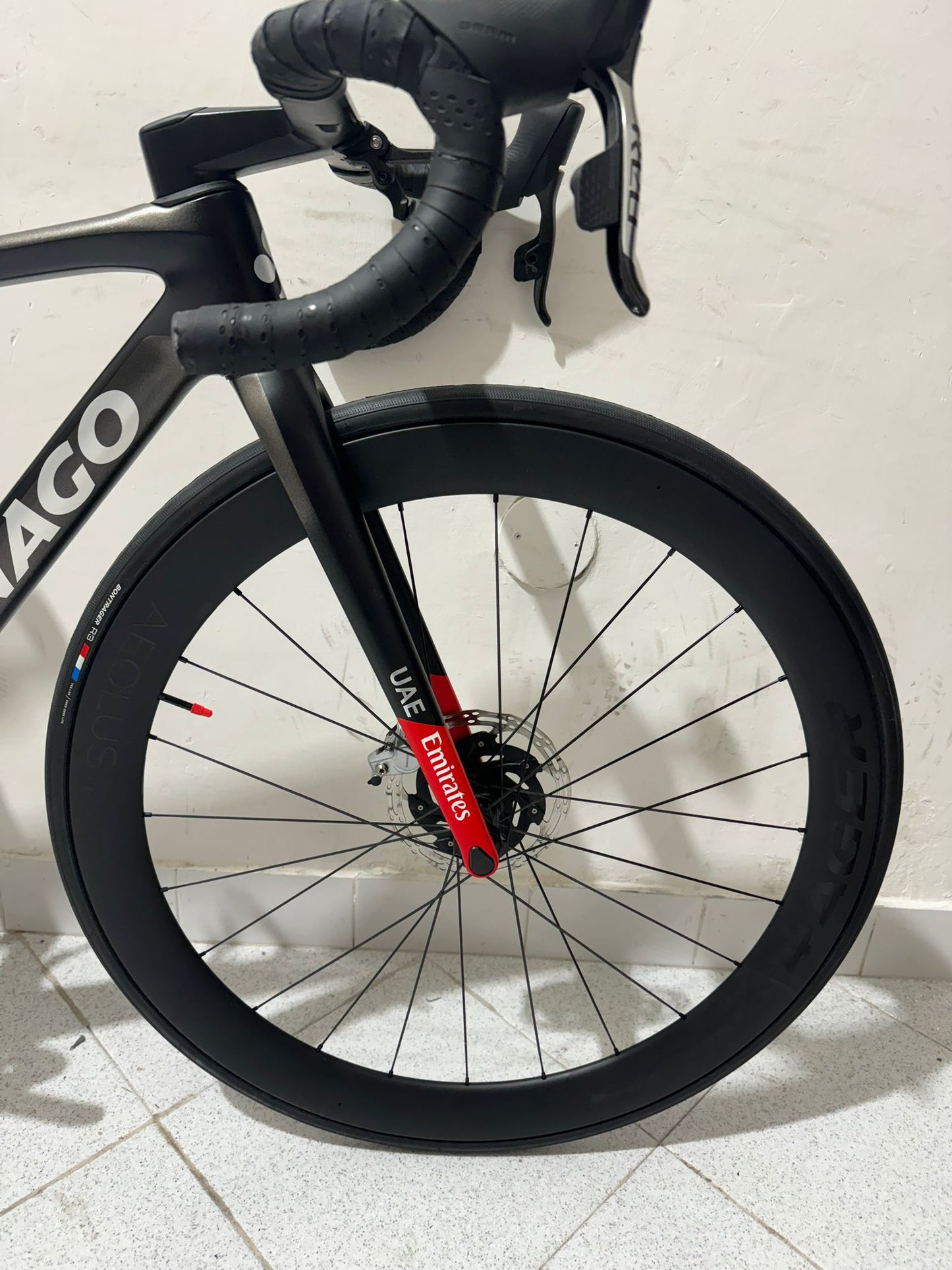 Colnago V4Rs UAE Emirates Taglia 42S - Usata