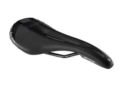 Selle rusée de la ligne de boue