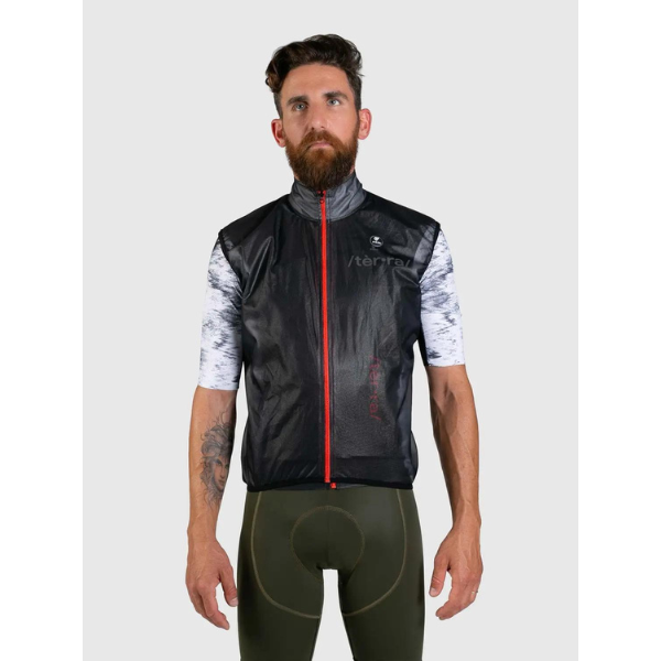 Pissei Terra Vest
